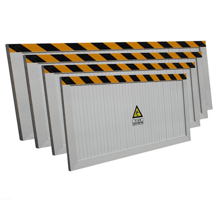 配电箱未安装绝缘挡板和跨接线的隐患分析与工业插头安全规范